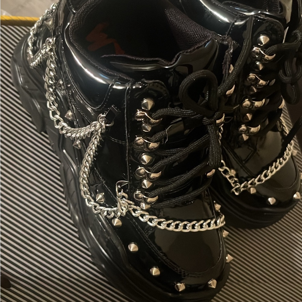 Platform Sneaker - image 4